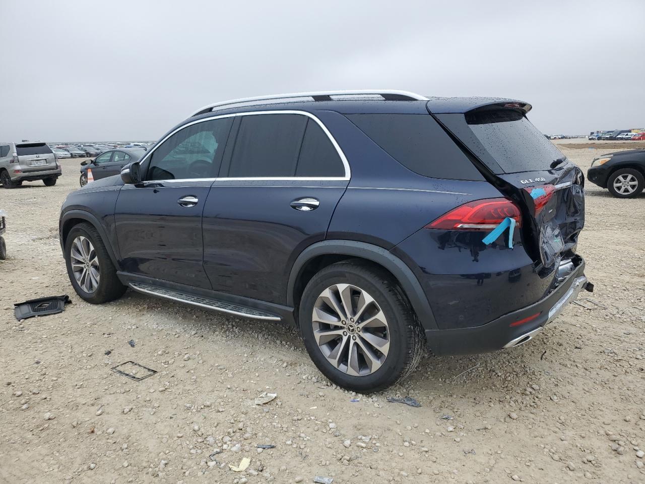2022 Mercedes-Benz GLE - Image 2