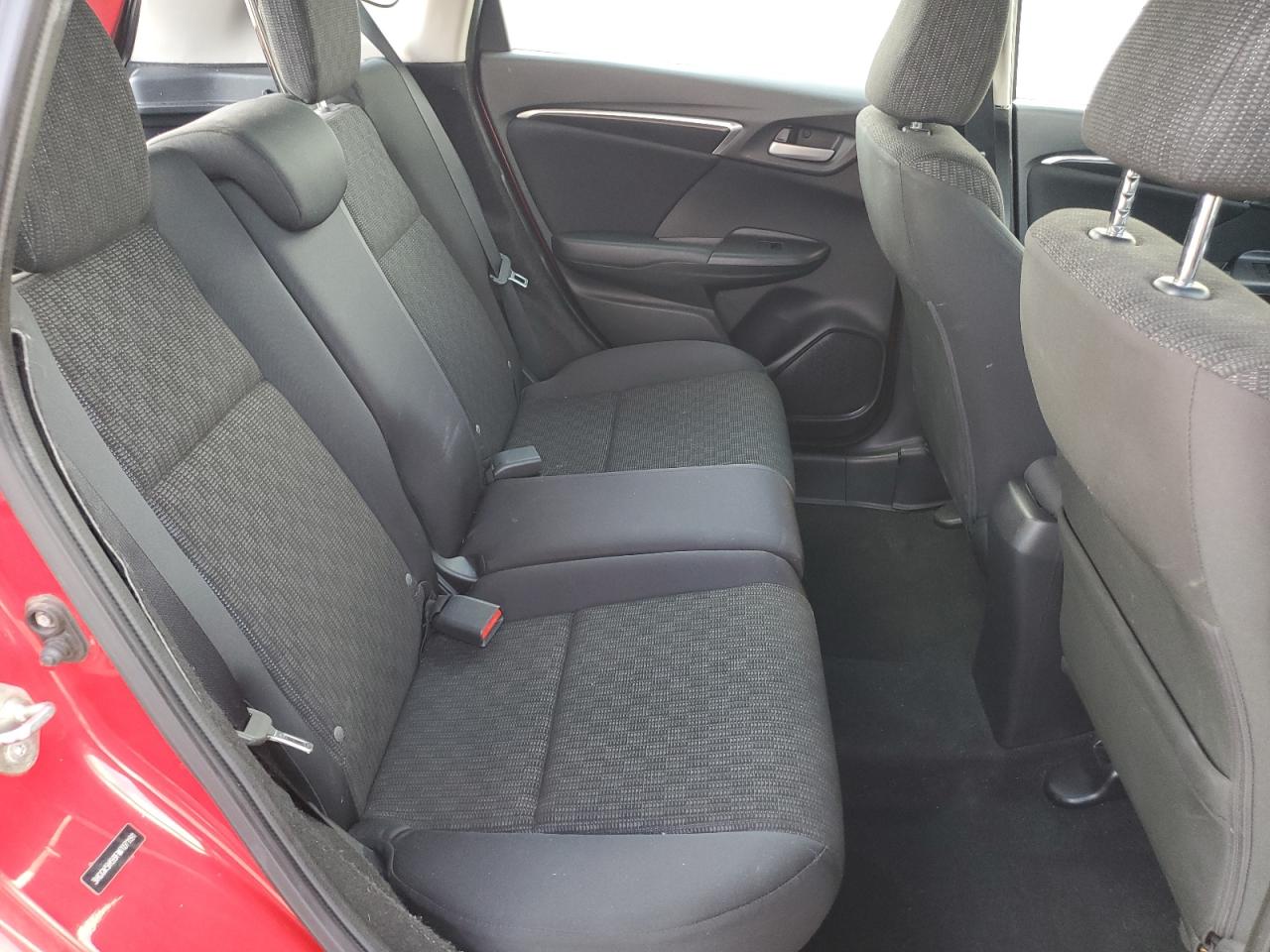 2015 Honda Fit - Image 11