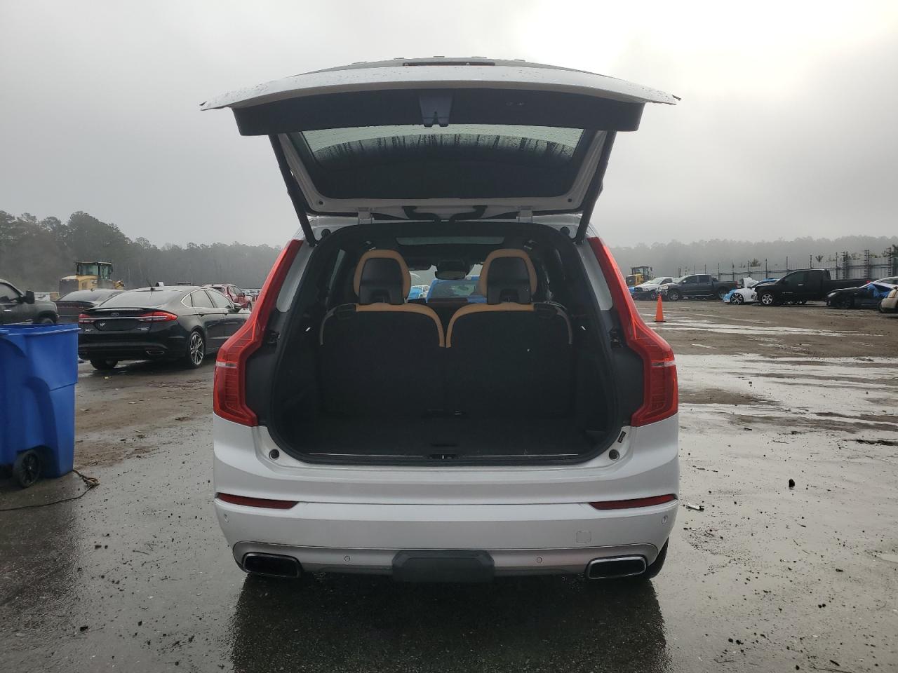 2017 Volvo XC90 - Image 6