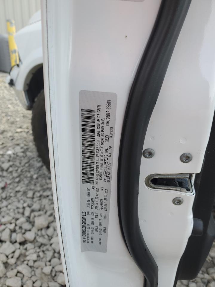 2015 RAM 1500 - Image 13