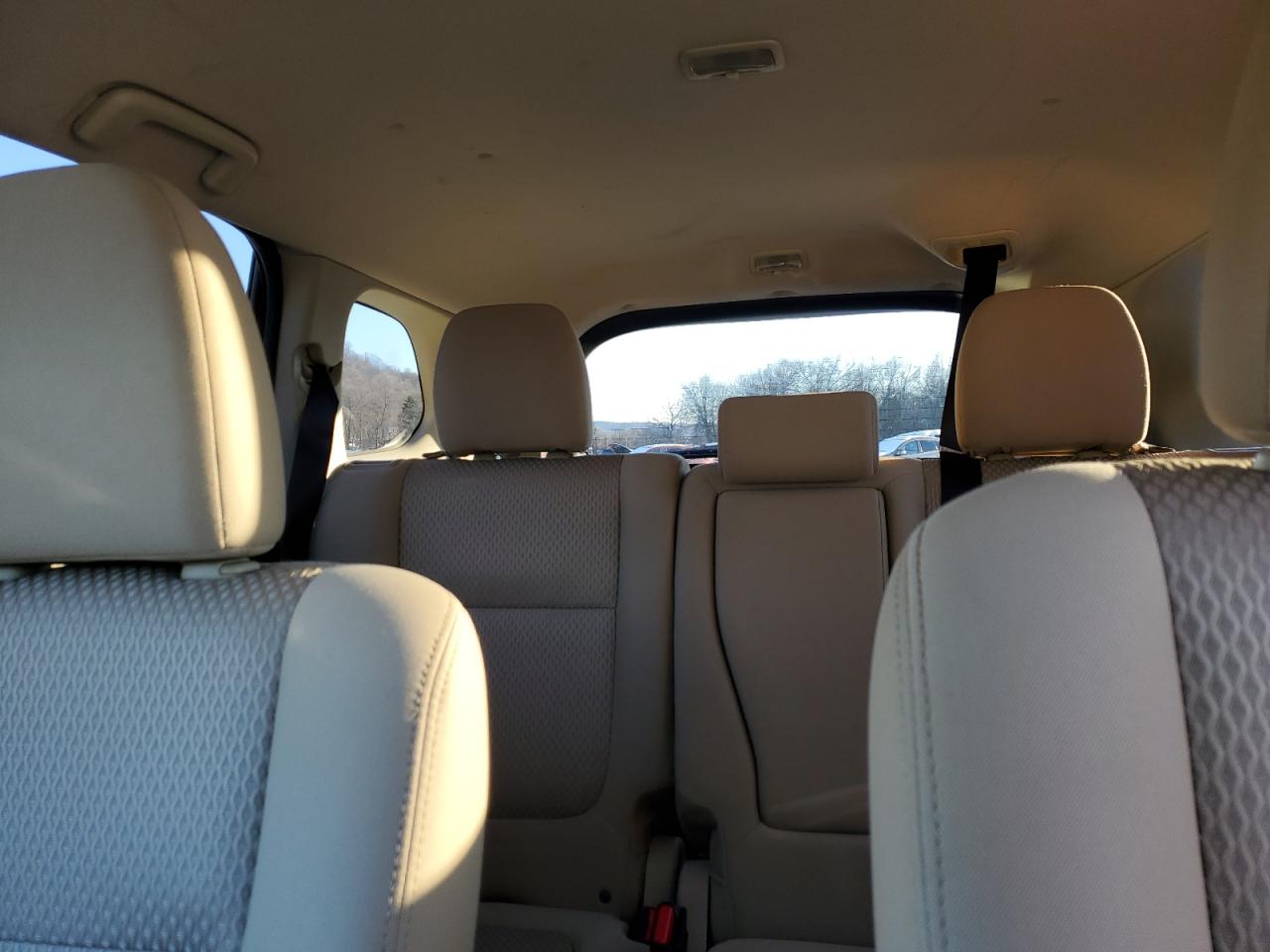 2017 Mitsubishi Outlander - Image 10