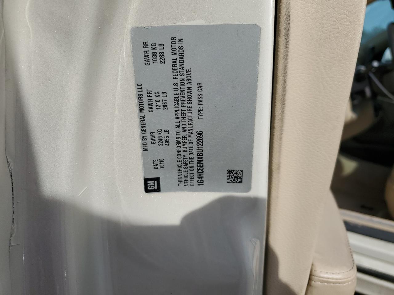 2011 Buick Lucerne - Image 12