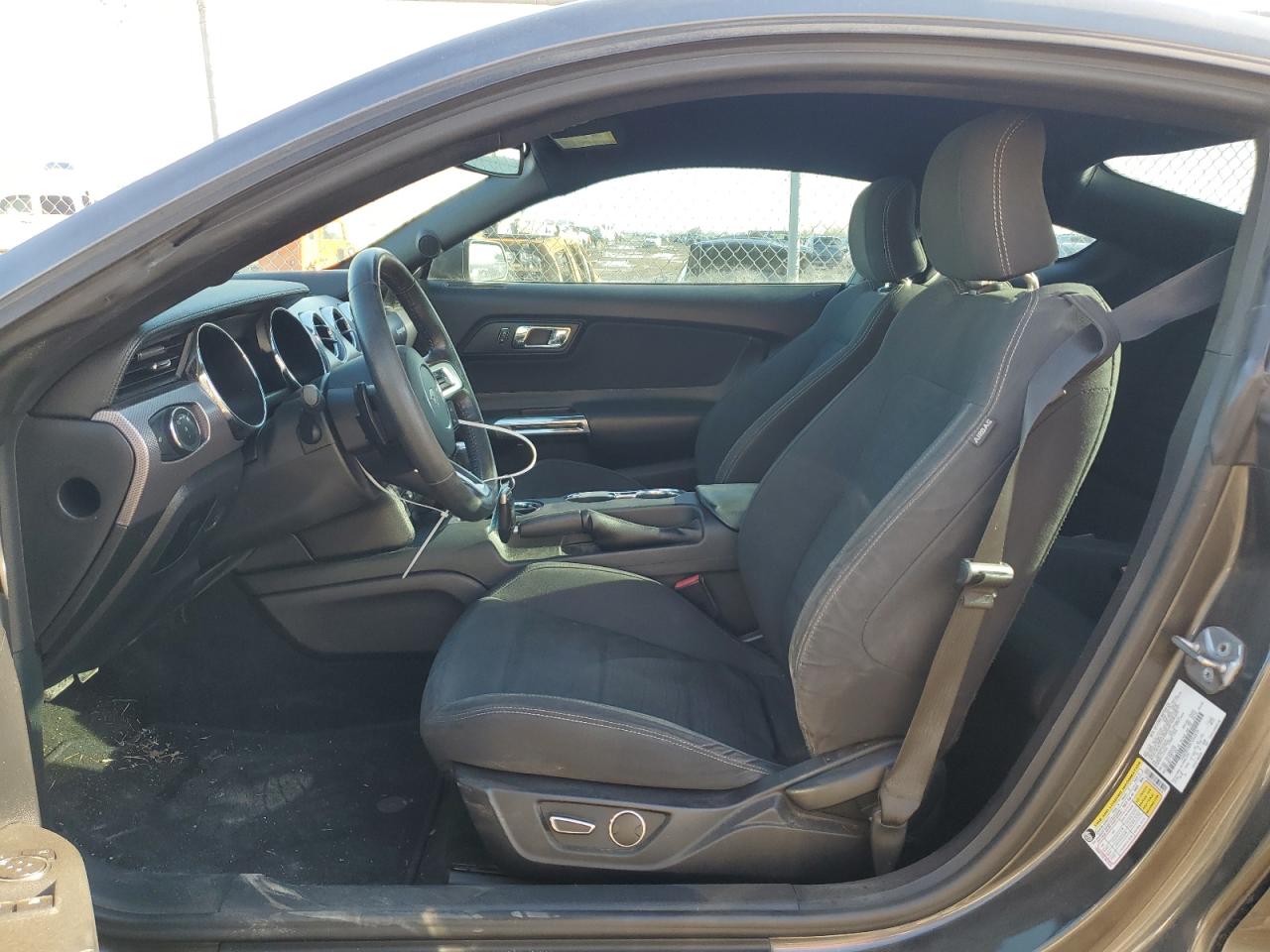 2017 Ford Mustang - Image 7