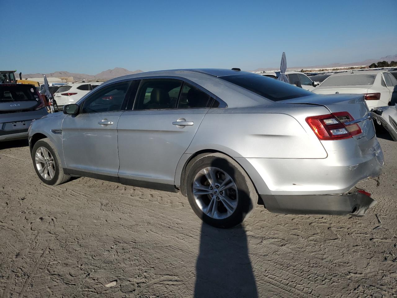 2013 Ford Taurus - Image 2