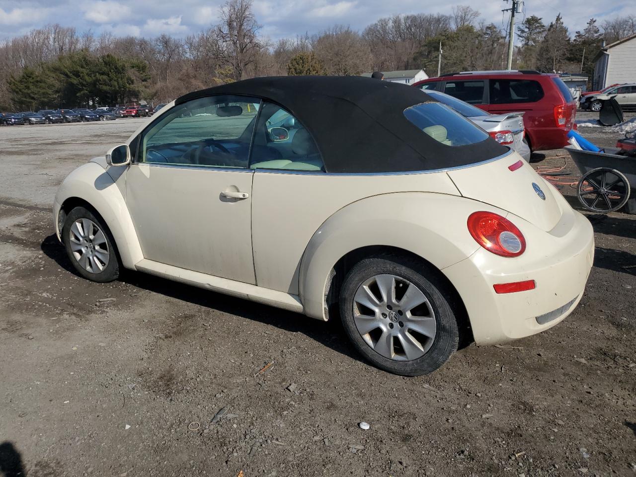 2008 Volkswagen Beetle - Image 2