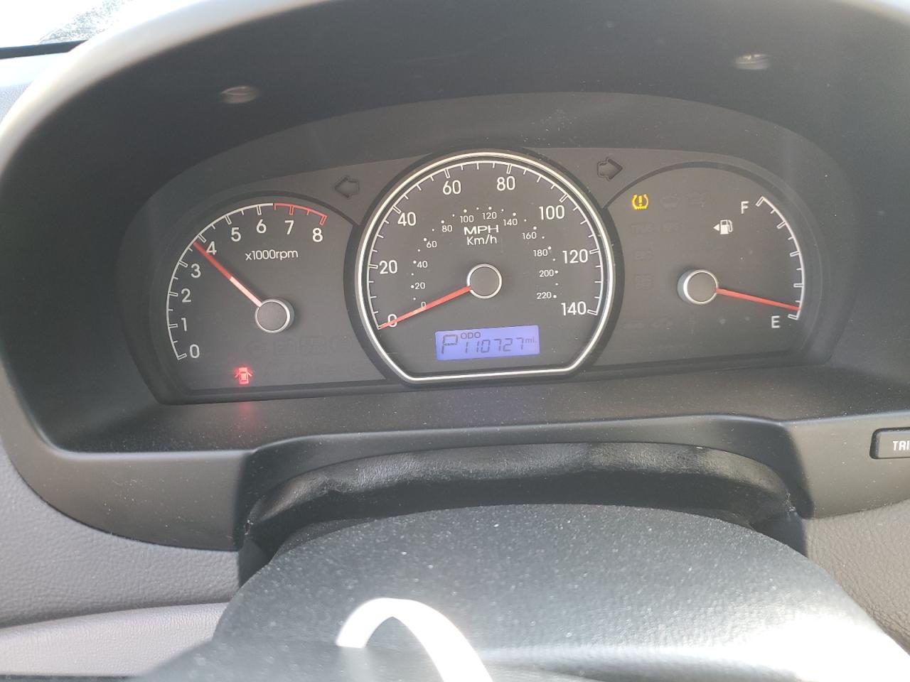 2010 Hyundai Elantra - Image 9