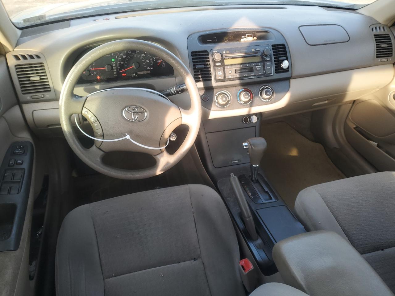 2006 Toyota Camry - Image 8