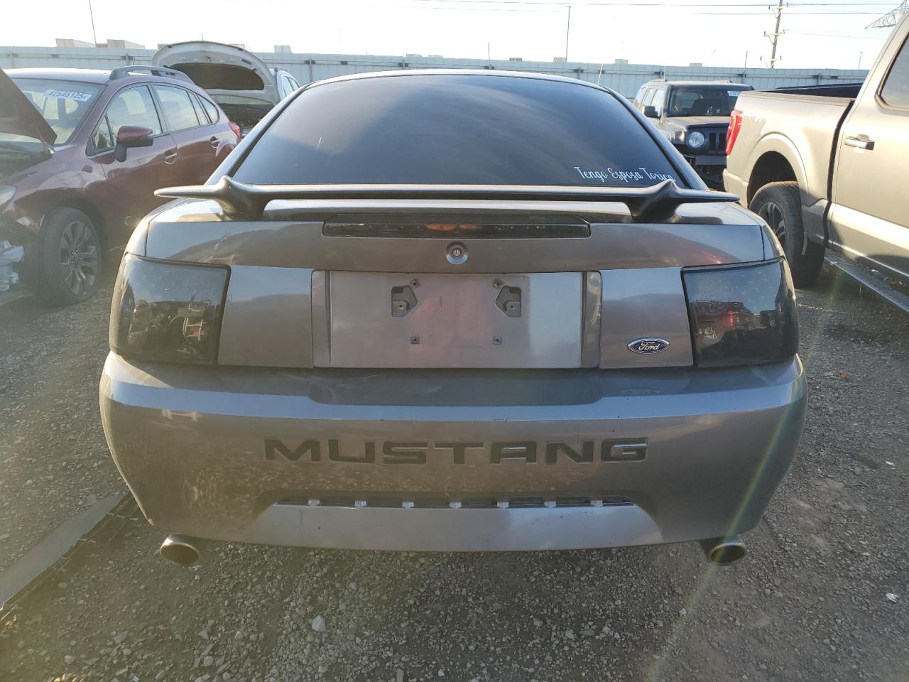 2004 Ford Mustang - Image 6