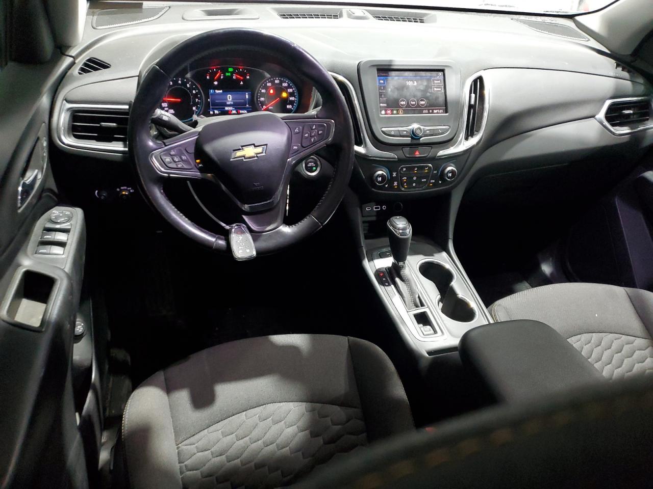 2021 Chevrolet Equinox - Image 9