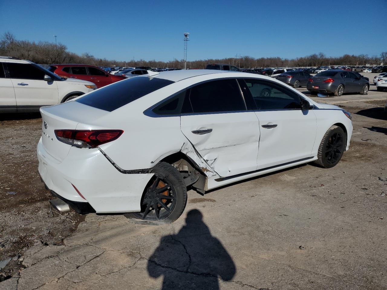 2018 Hyundai Sonata - Image 3