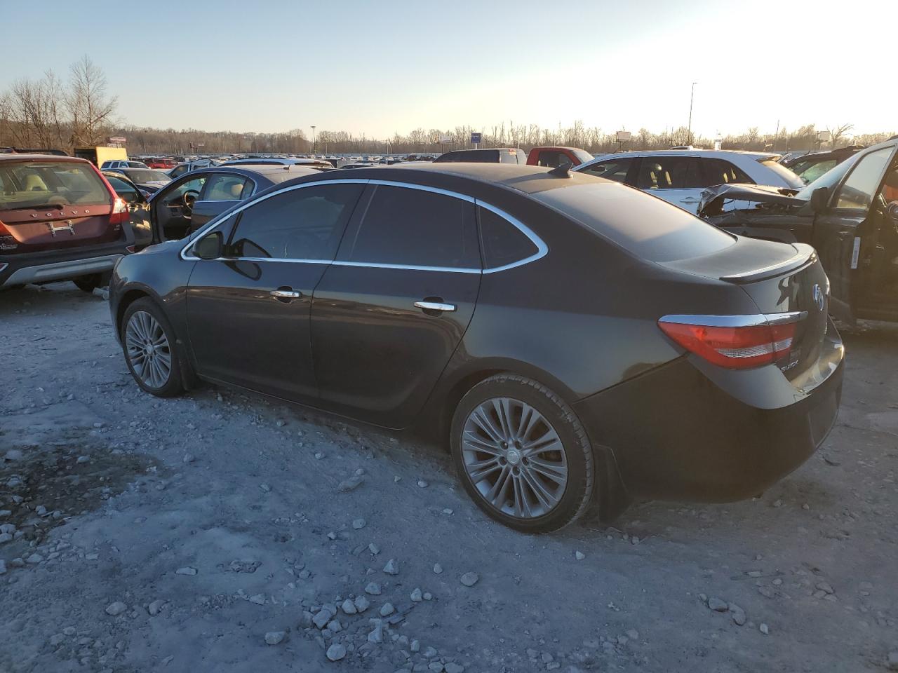 2014 Buick Verano - Image 2