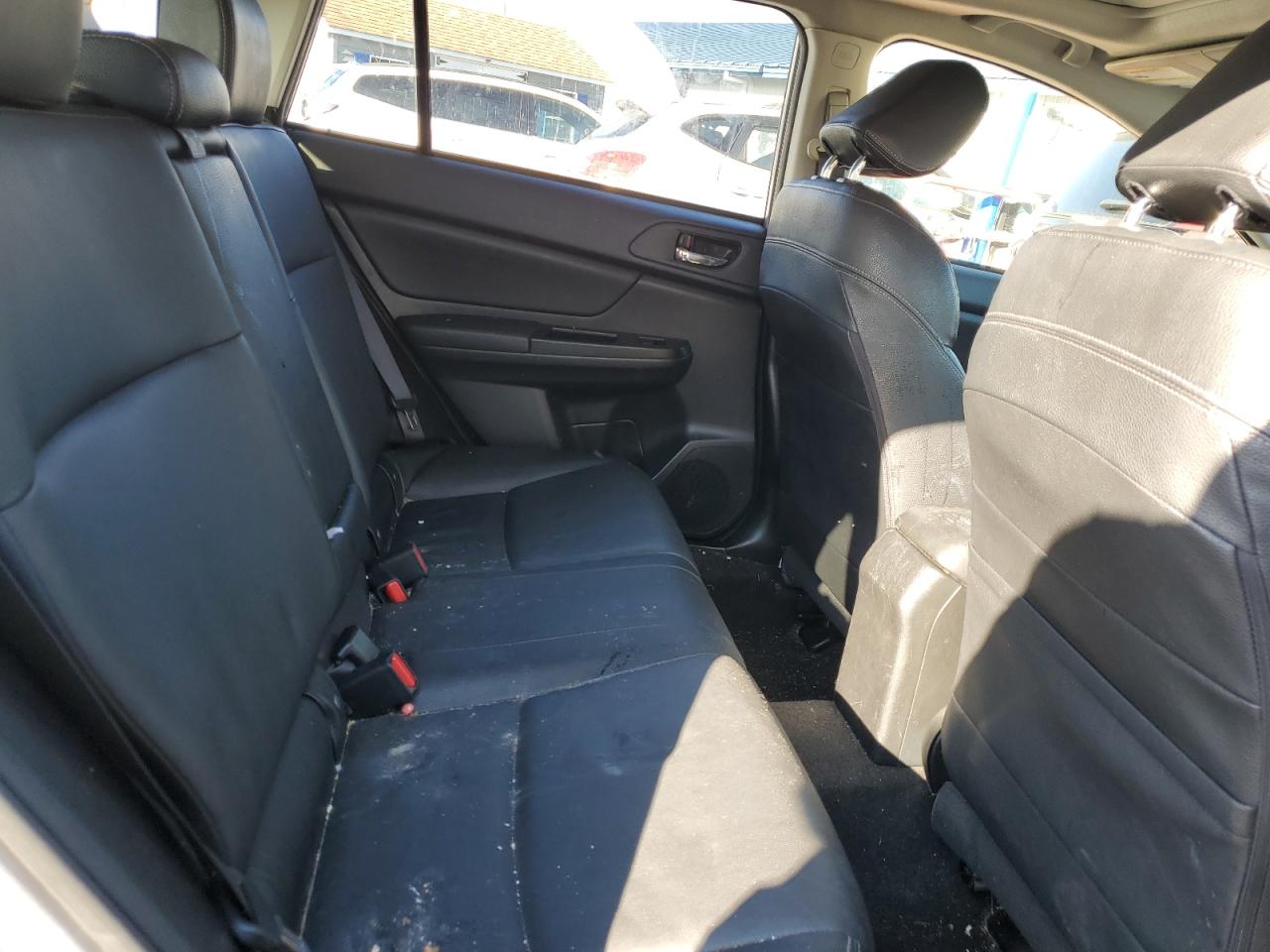 2014 Subaru XV - Image 10
