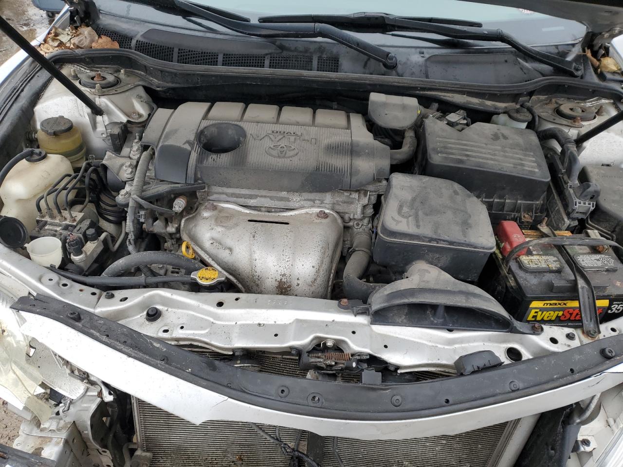 2011 Toyota Camry - Image 12