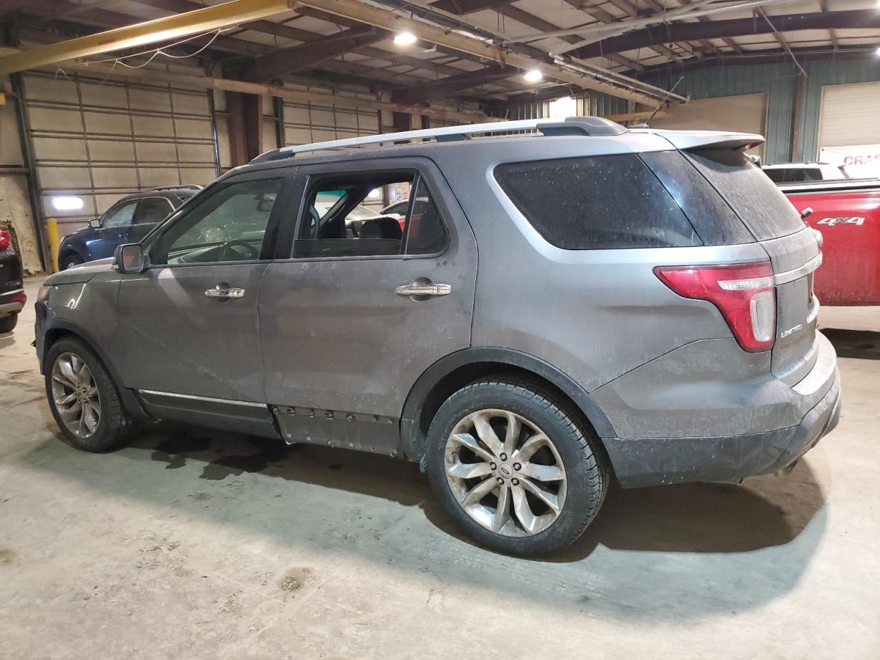 2014 Ford Explorer - Image 2