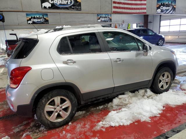  CHEVROLET TRAX 2018 Серебристый