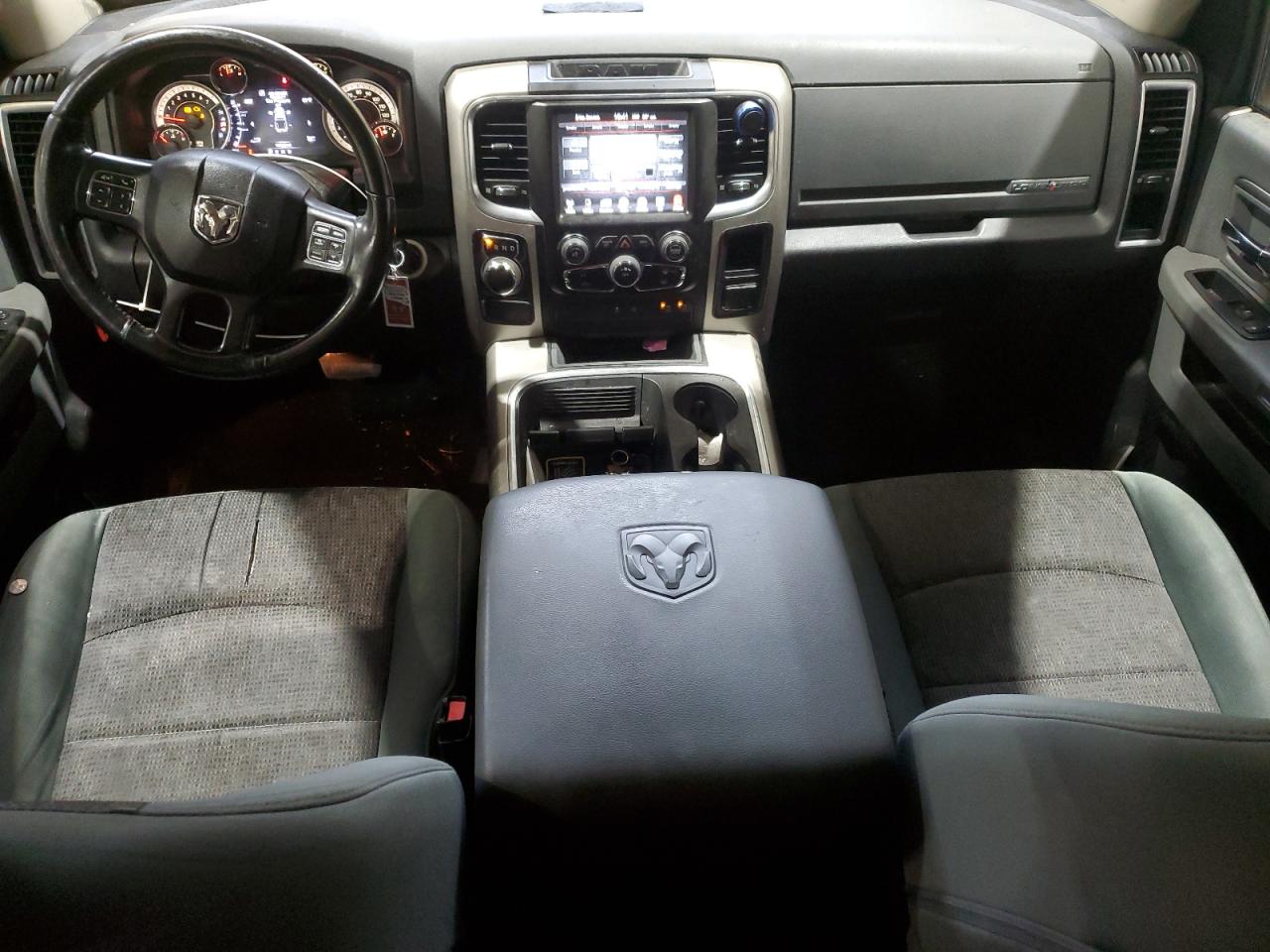 2016 RAM 1500 - Image 8
