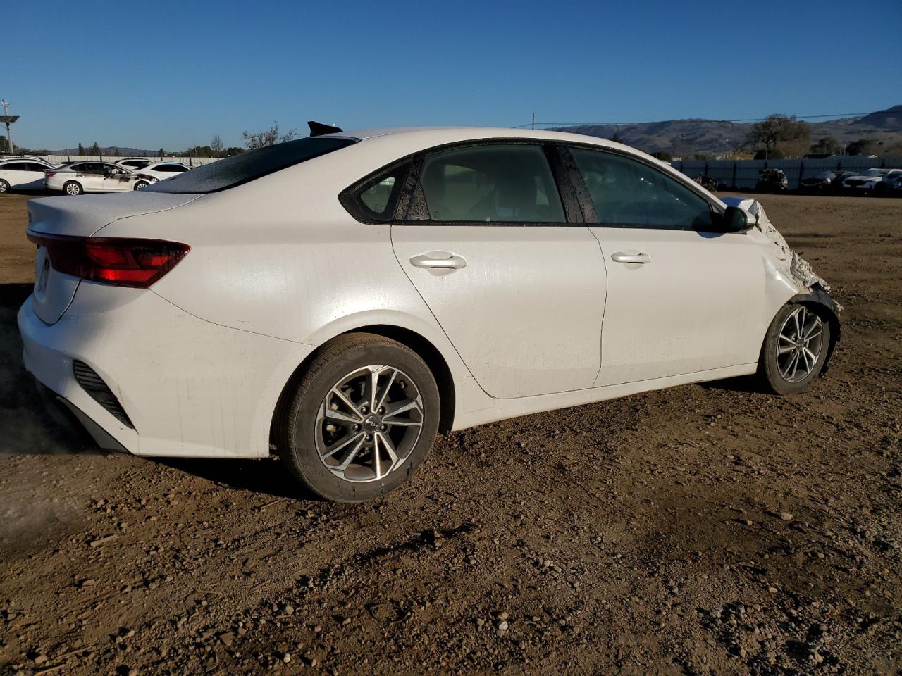 2022 Kia Forte - Image 3