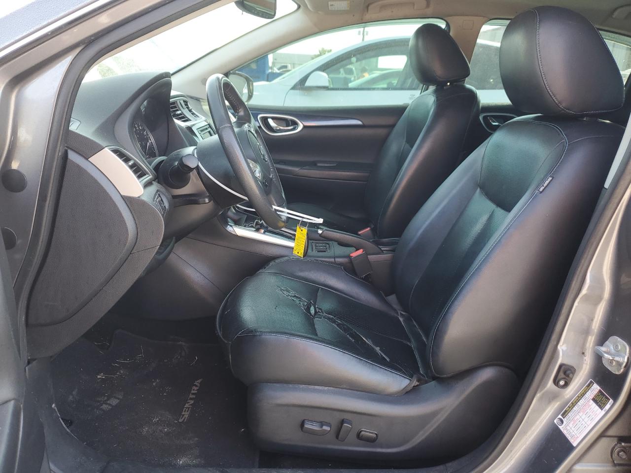 2016 Nissan Sentra - Image 7