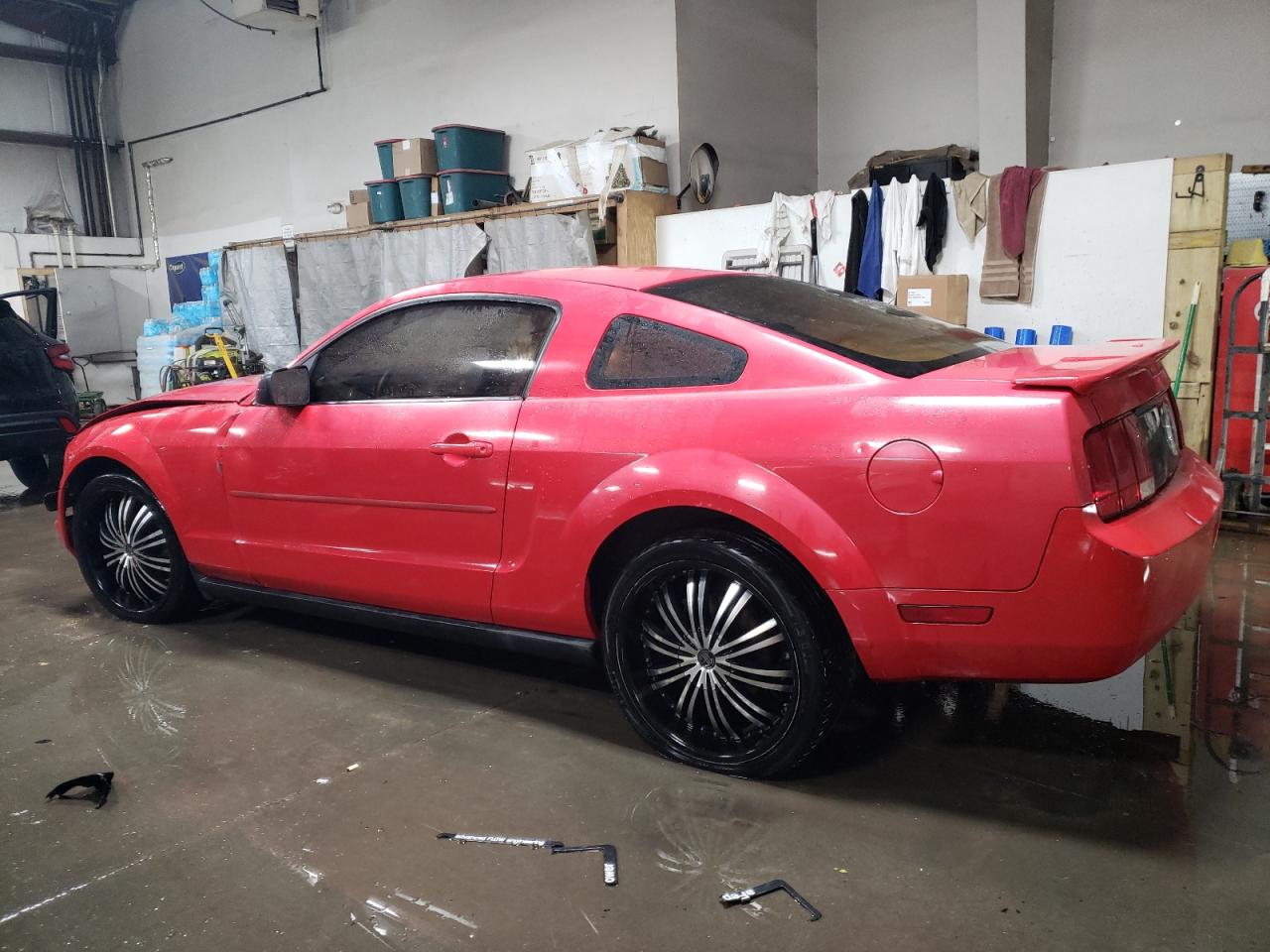 2008 Ford Mustang - Image 2