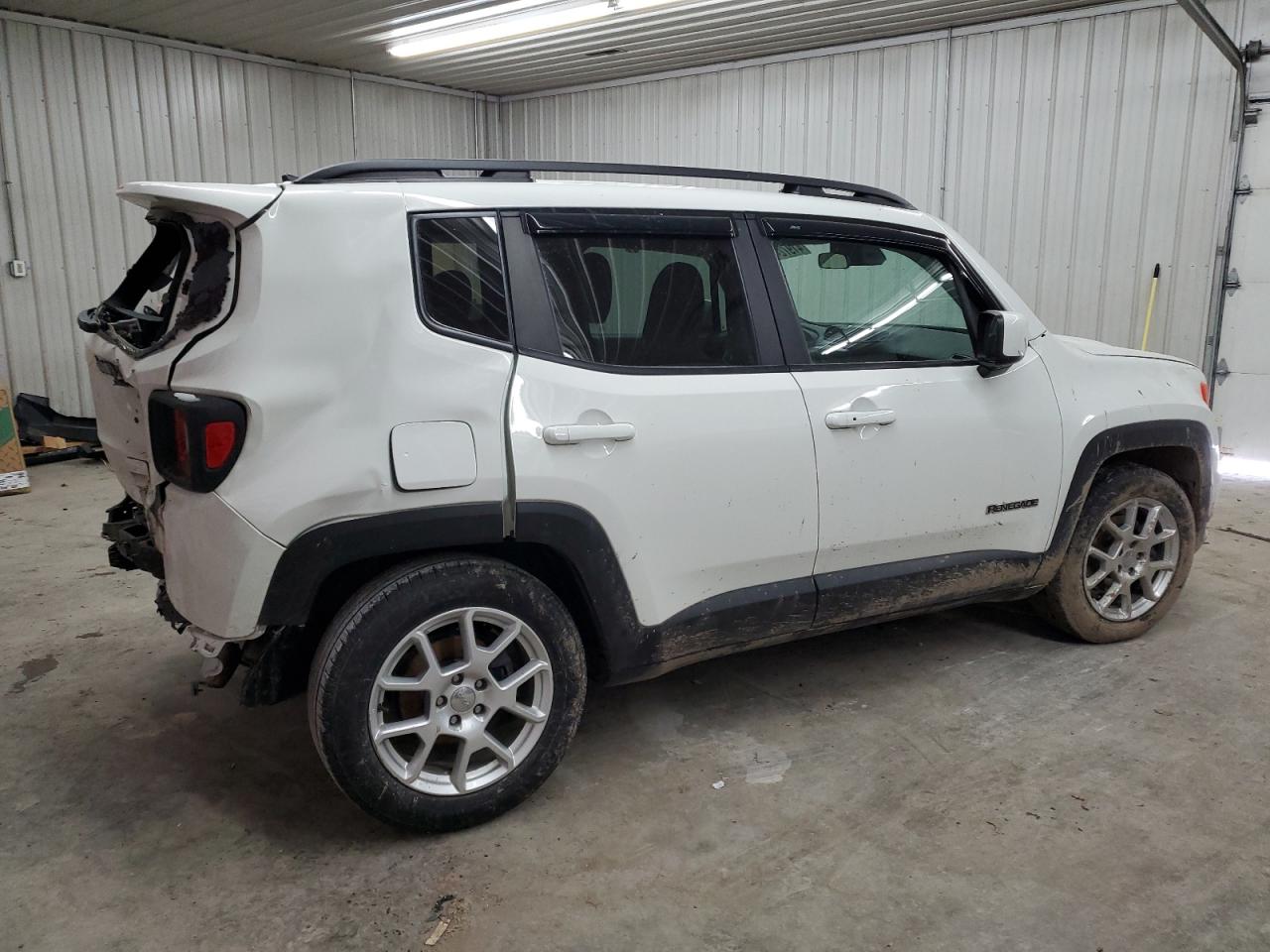 2020 Jeep Renegade - Image 3