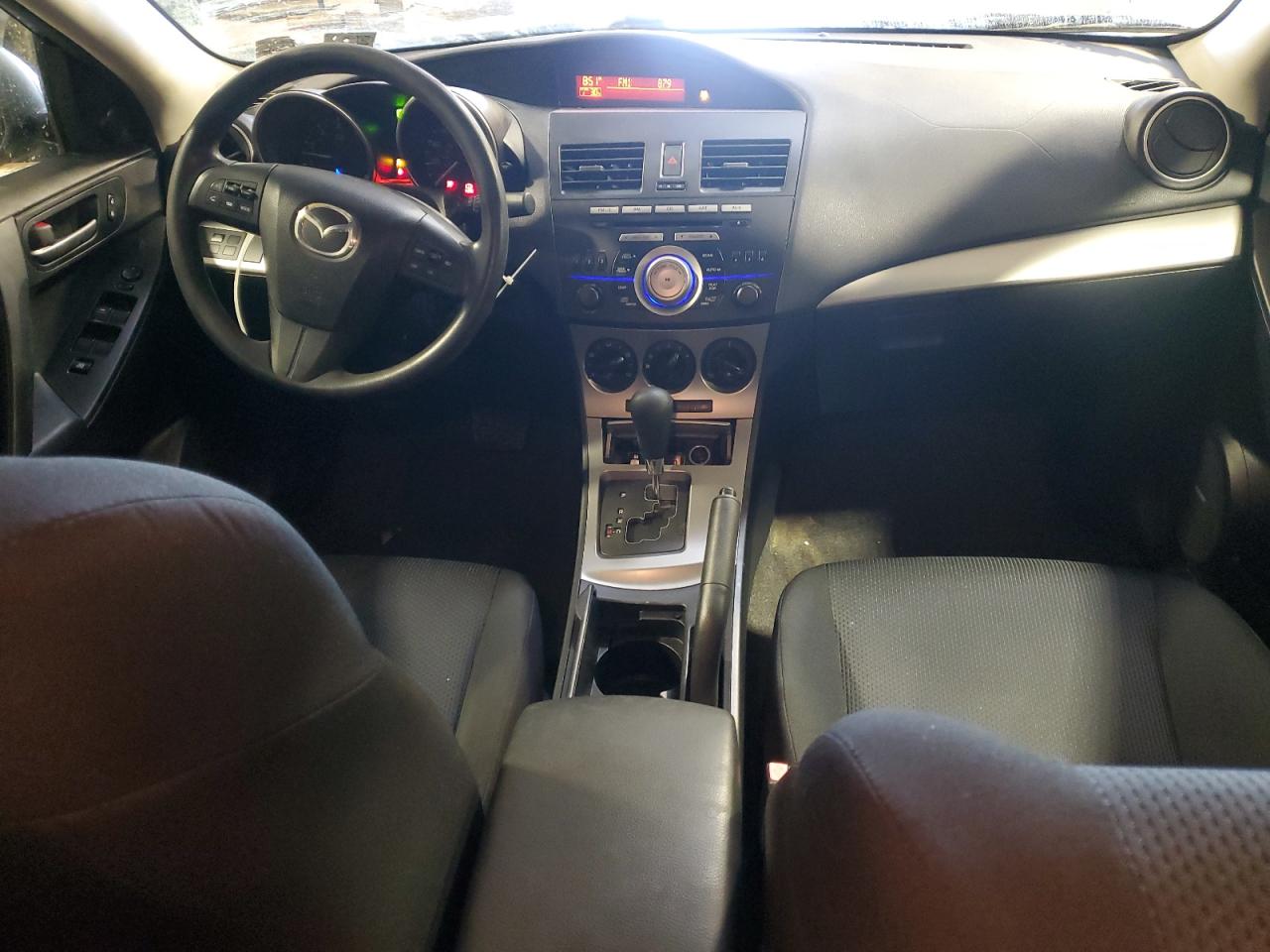 2011 Mazda 3 I VIN: JM1BL1VGXB1394115 Lot: 89133625