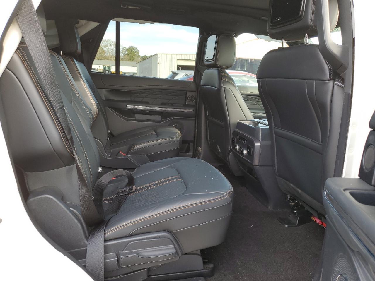 2023 Ford Expedition - Image 12