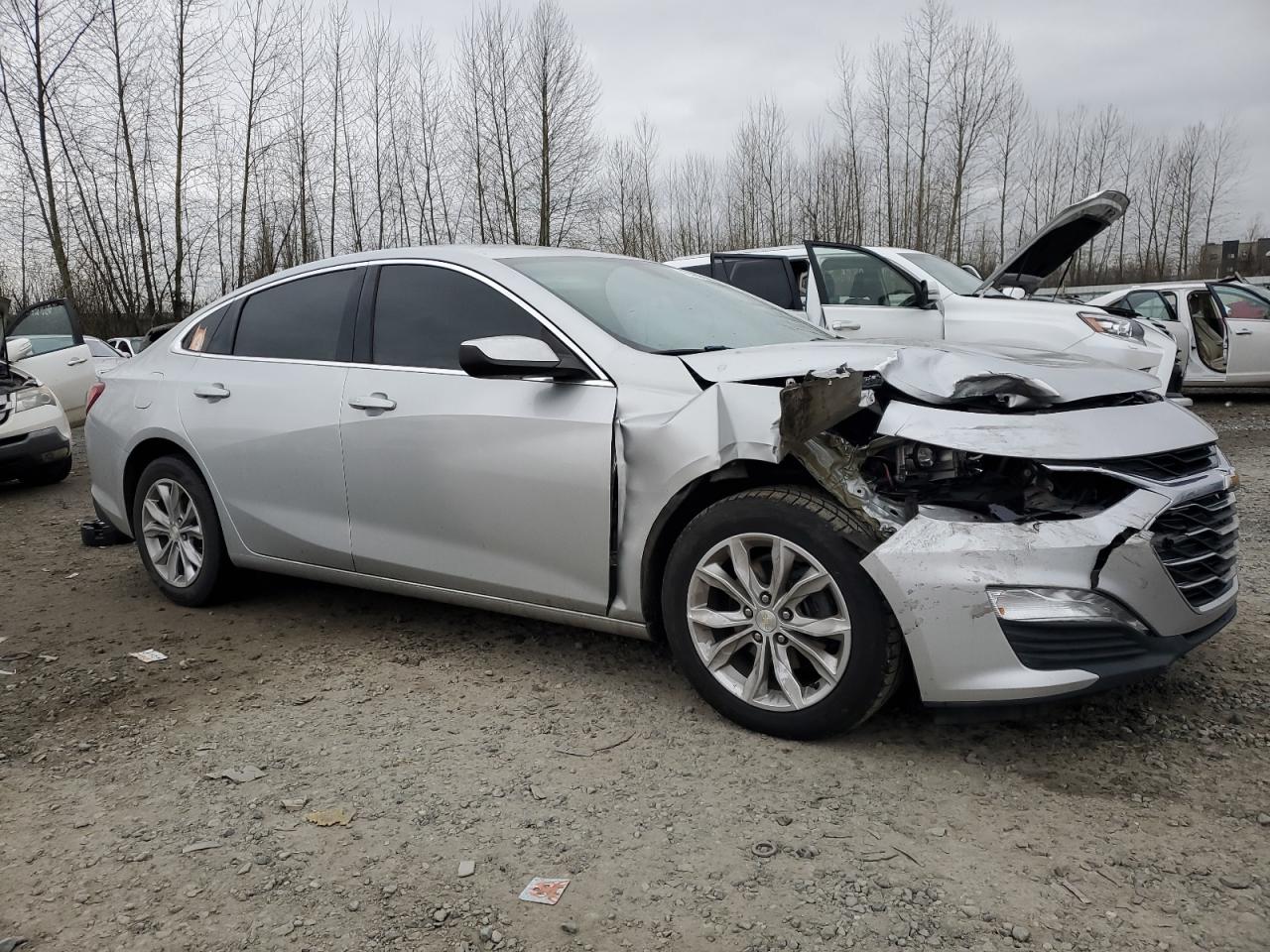 2019 Chevrolet Malibu - Image 4