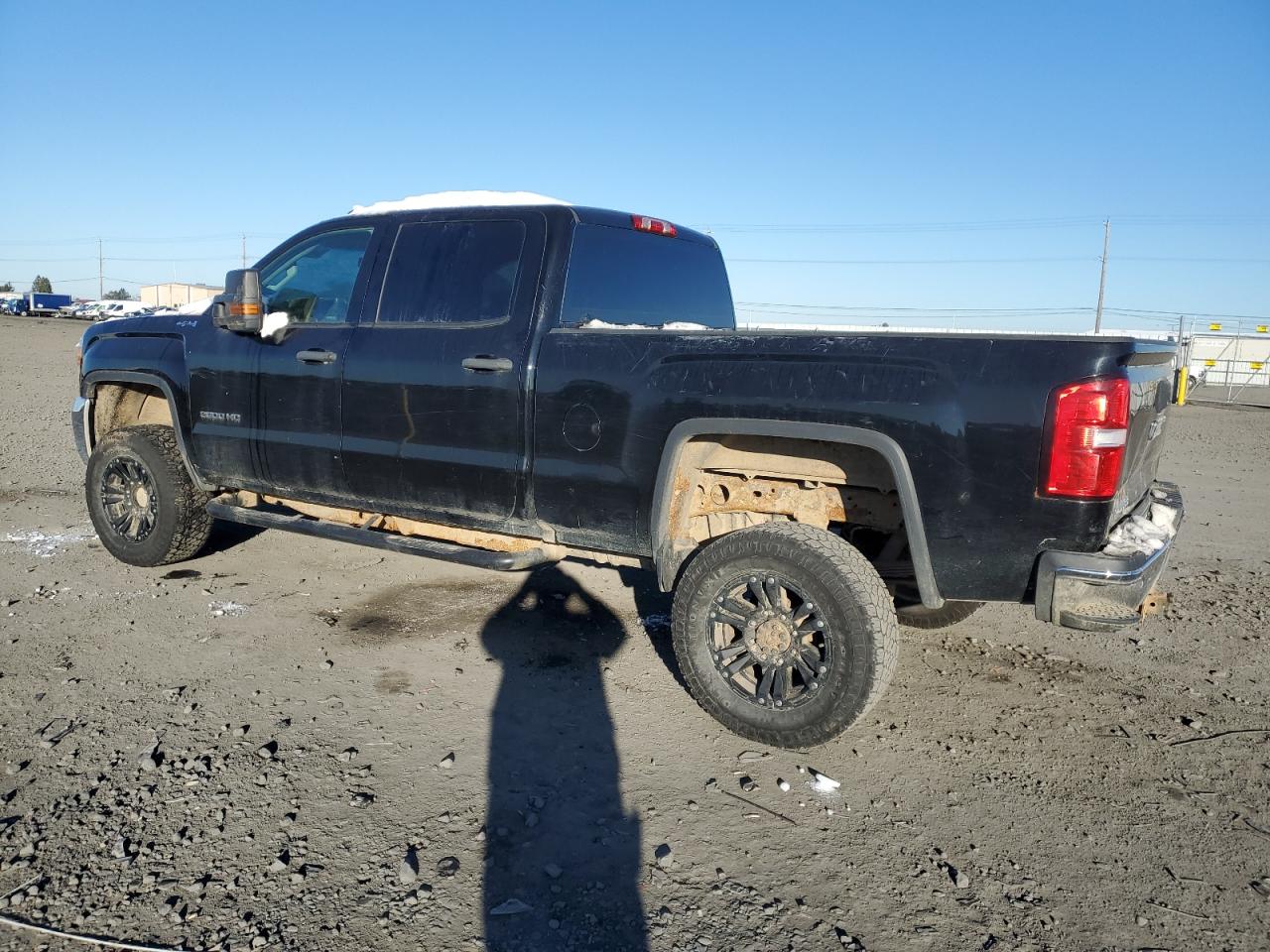 2016 GMC Sierra - Image 2