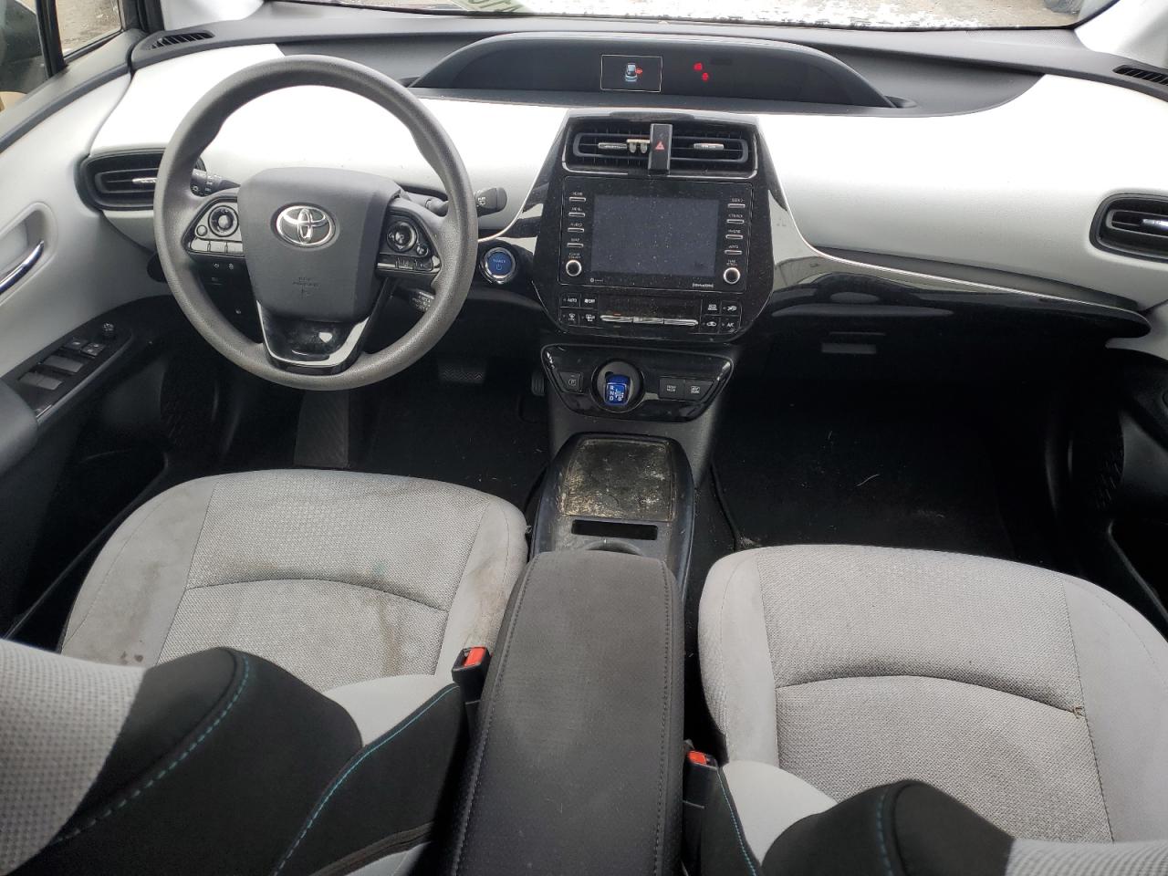 2022 Toyota Prius - Image 8