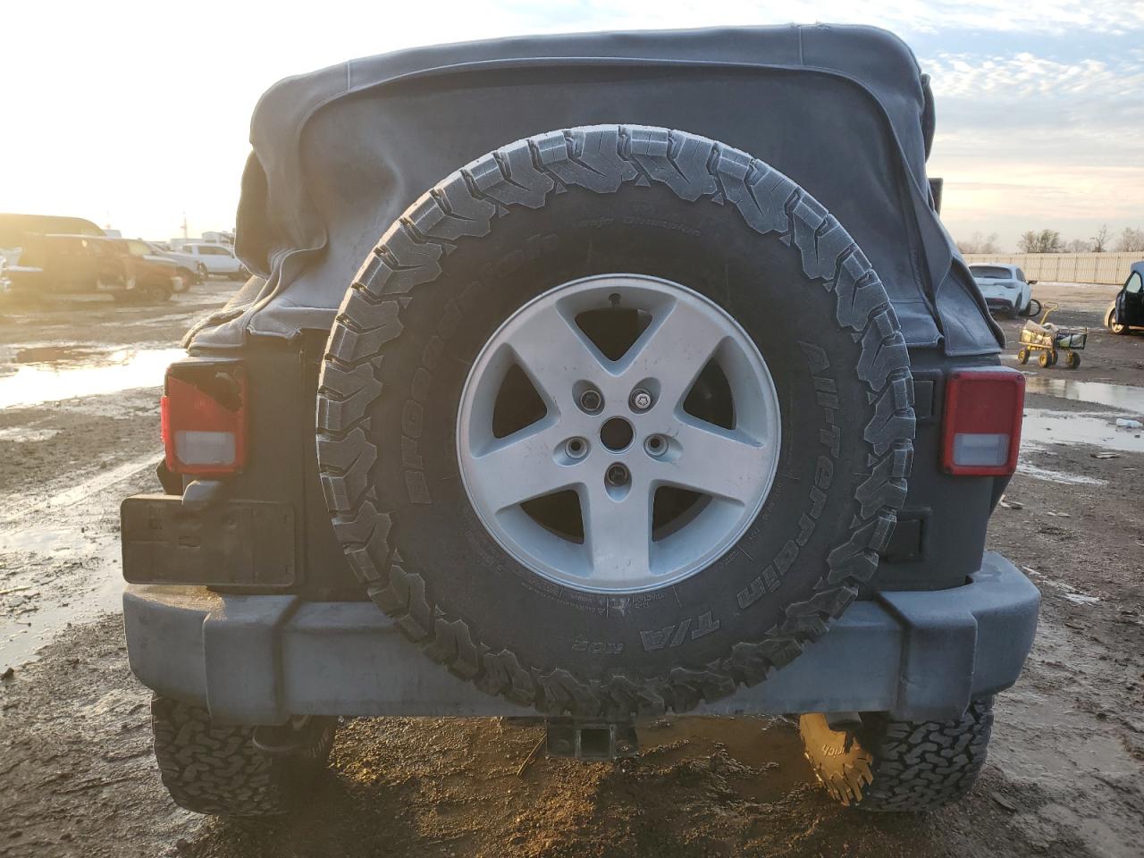 2018 Jeep Wrangler - Image 6
