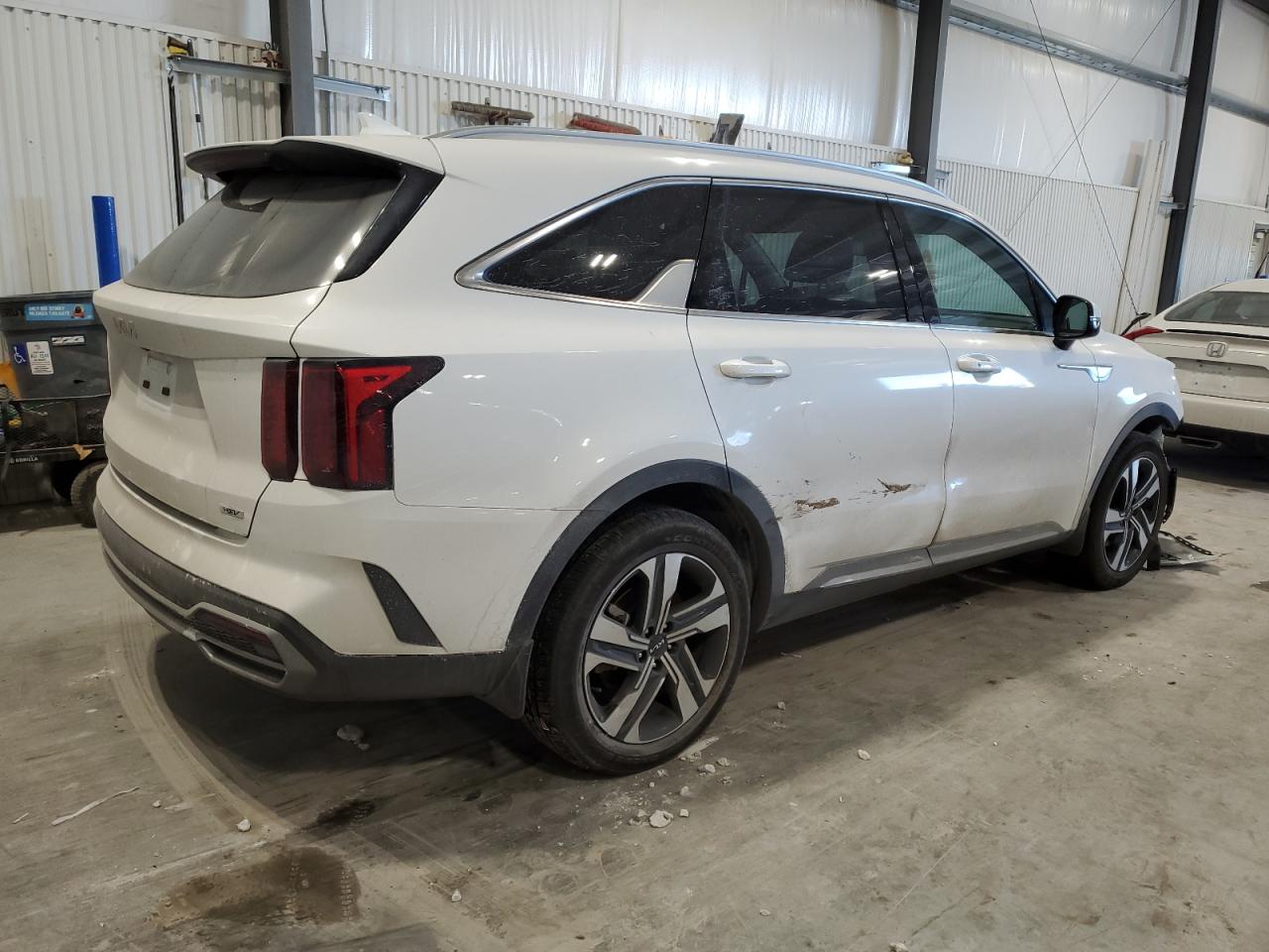 2023 Kia Sorento - Image 3