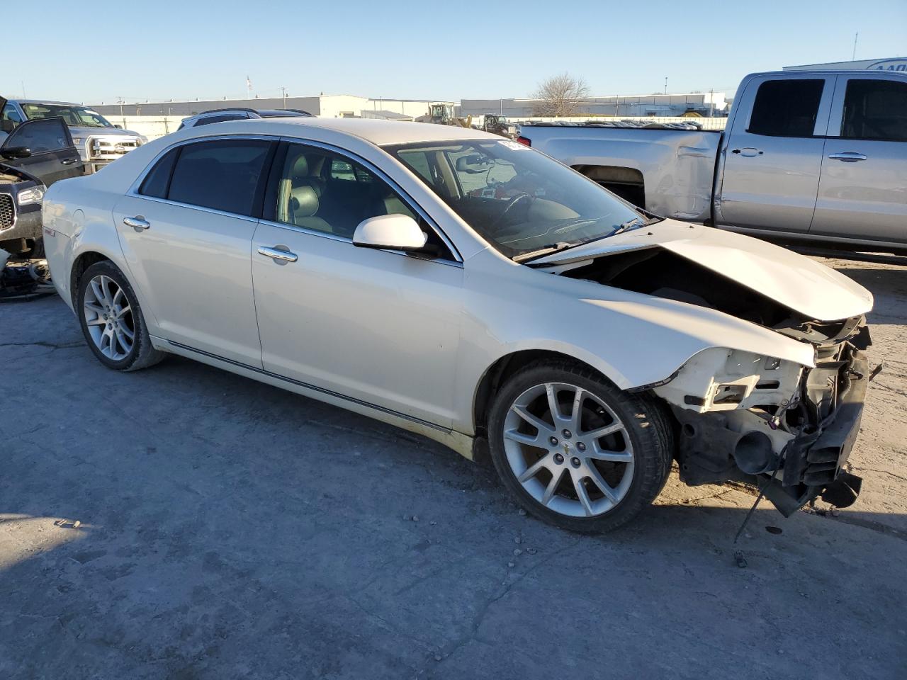 2010 Chevrolet Malibu - Image 4