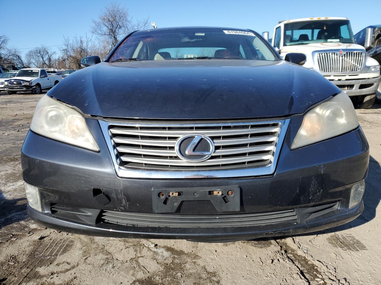 2010 Lexus ES - Image 5