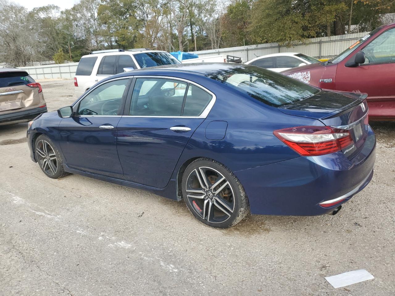 2016 Honda Accord - Image 2