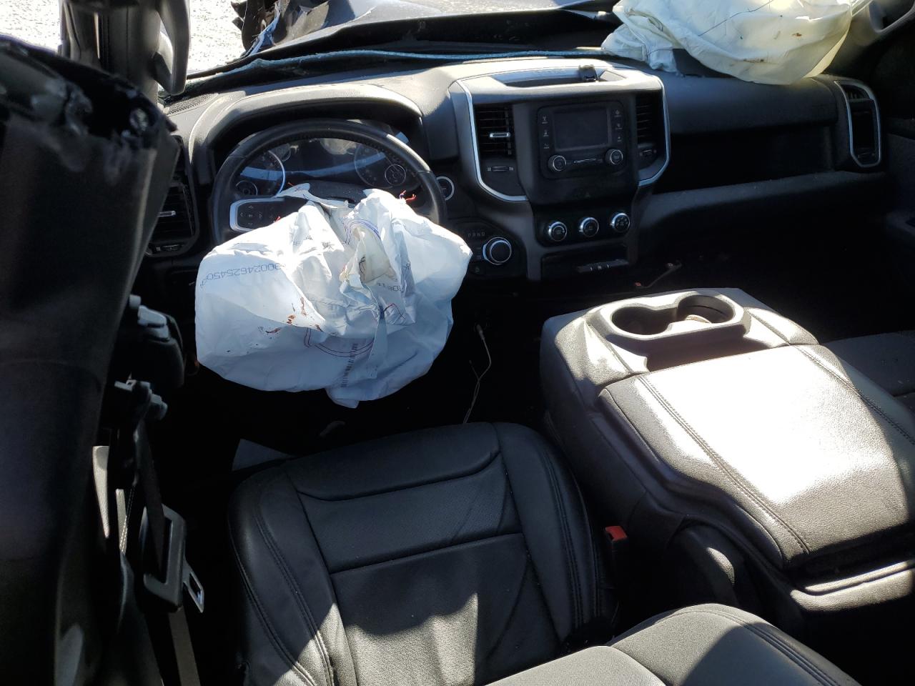 2021 RAM 1500 - Image 8