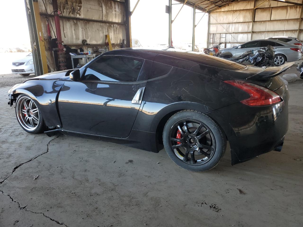 2011 Nissan 370Z - Image 2