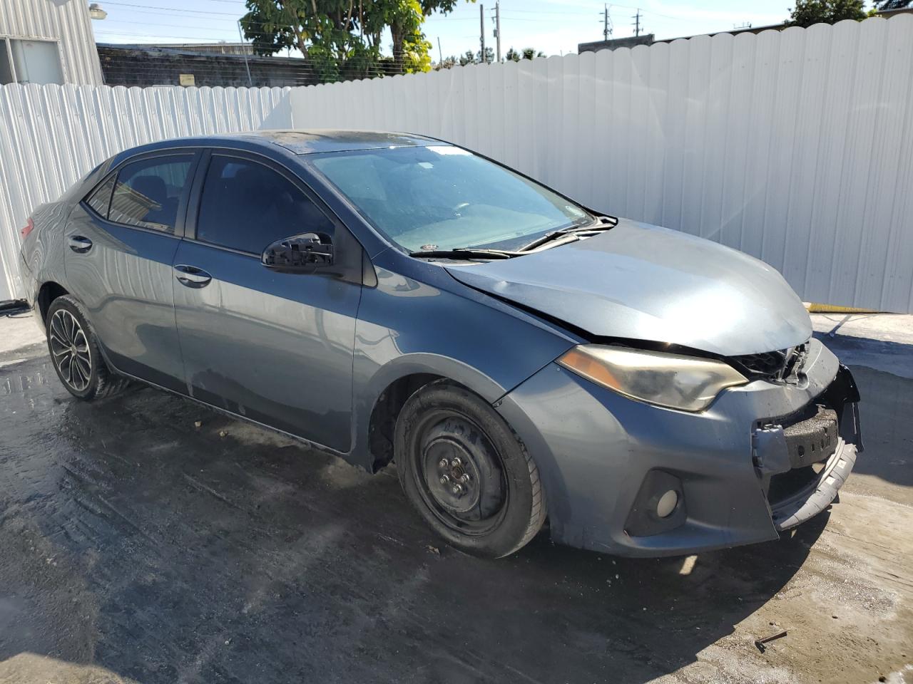 2015 Toyota Corolla - Image 4