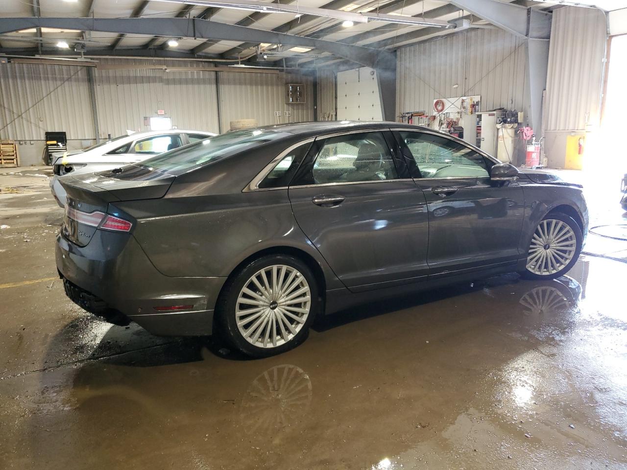 2017 Lincoln MKZ - Image 3