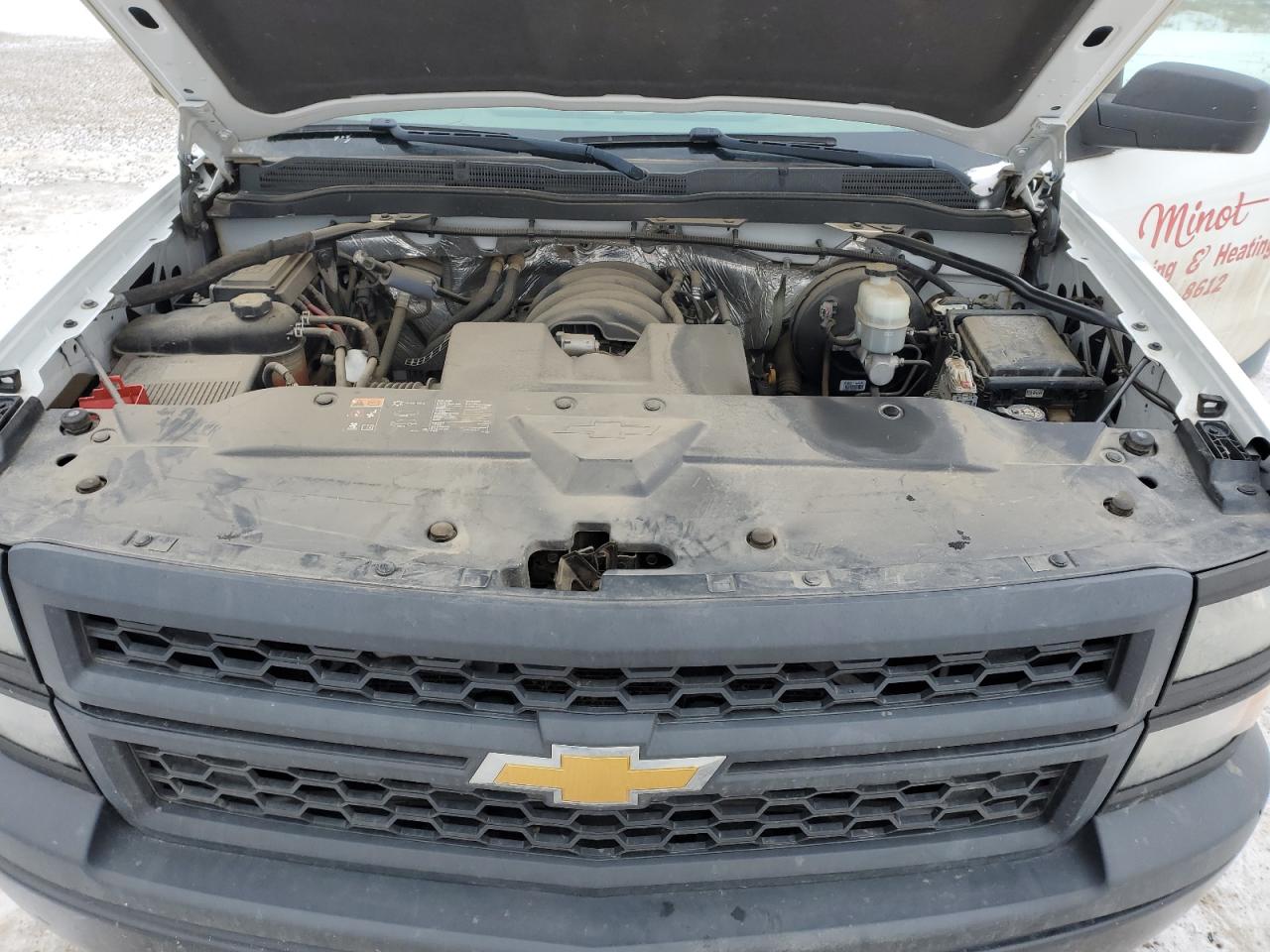 2015 Chevrolet Silverado - Image 11