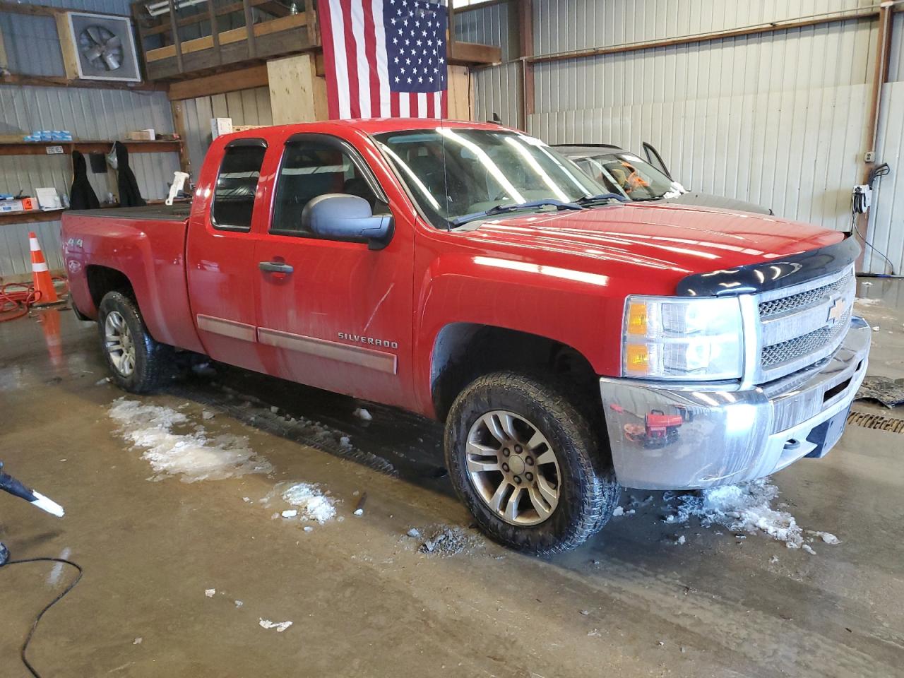 2013 Chevrolet Silverado - Image 4