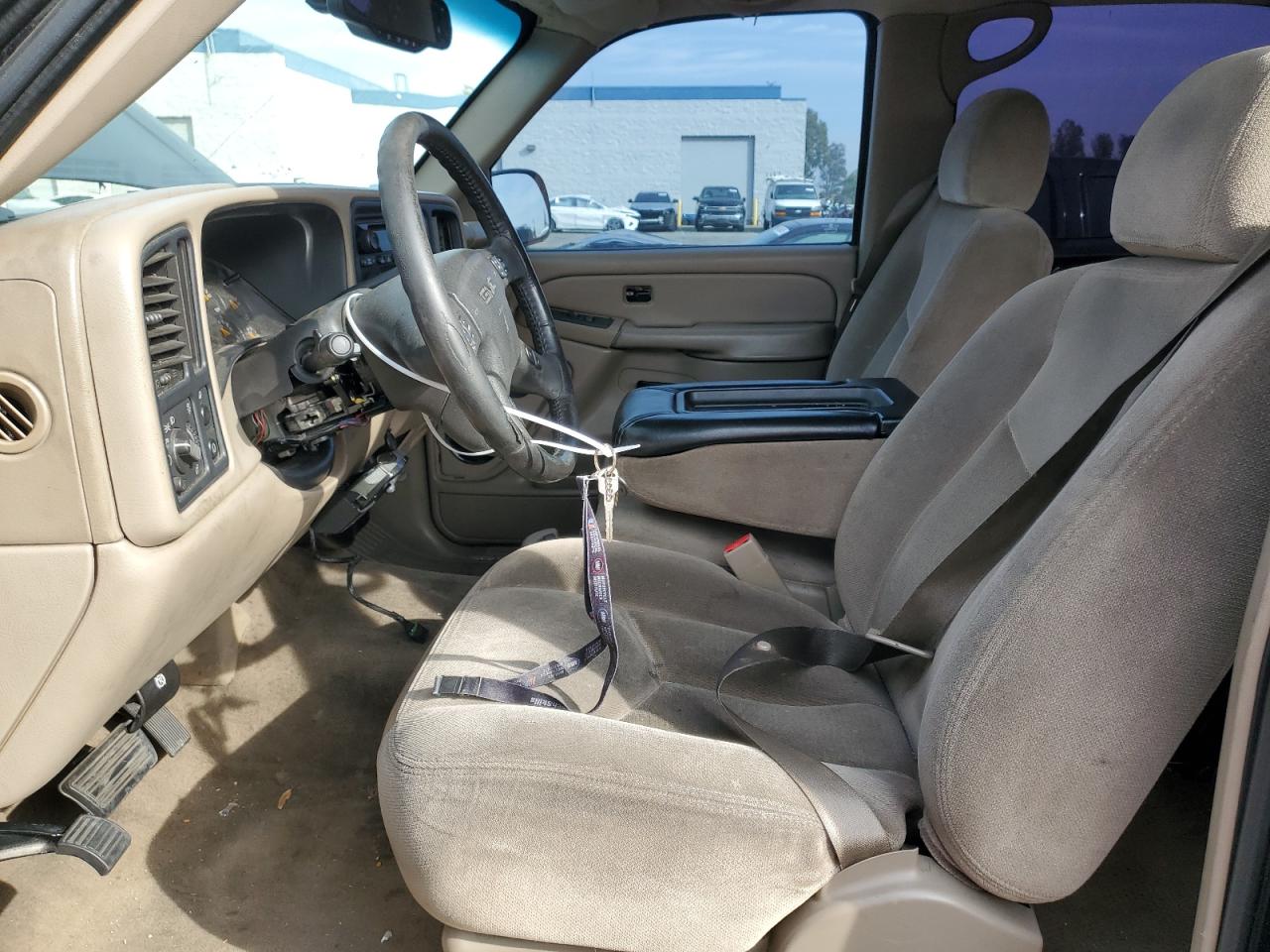 2006 GMC Sierra - Image 7