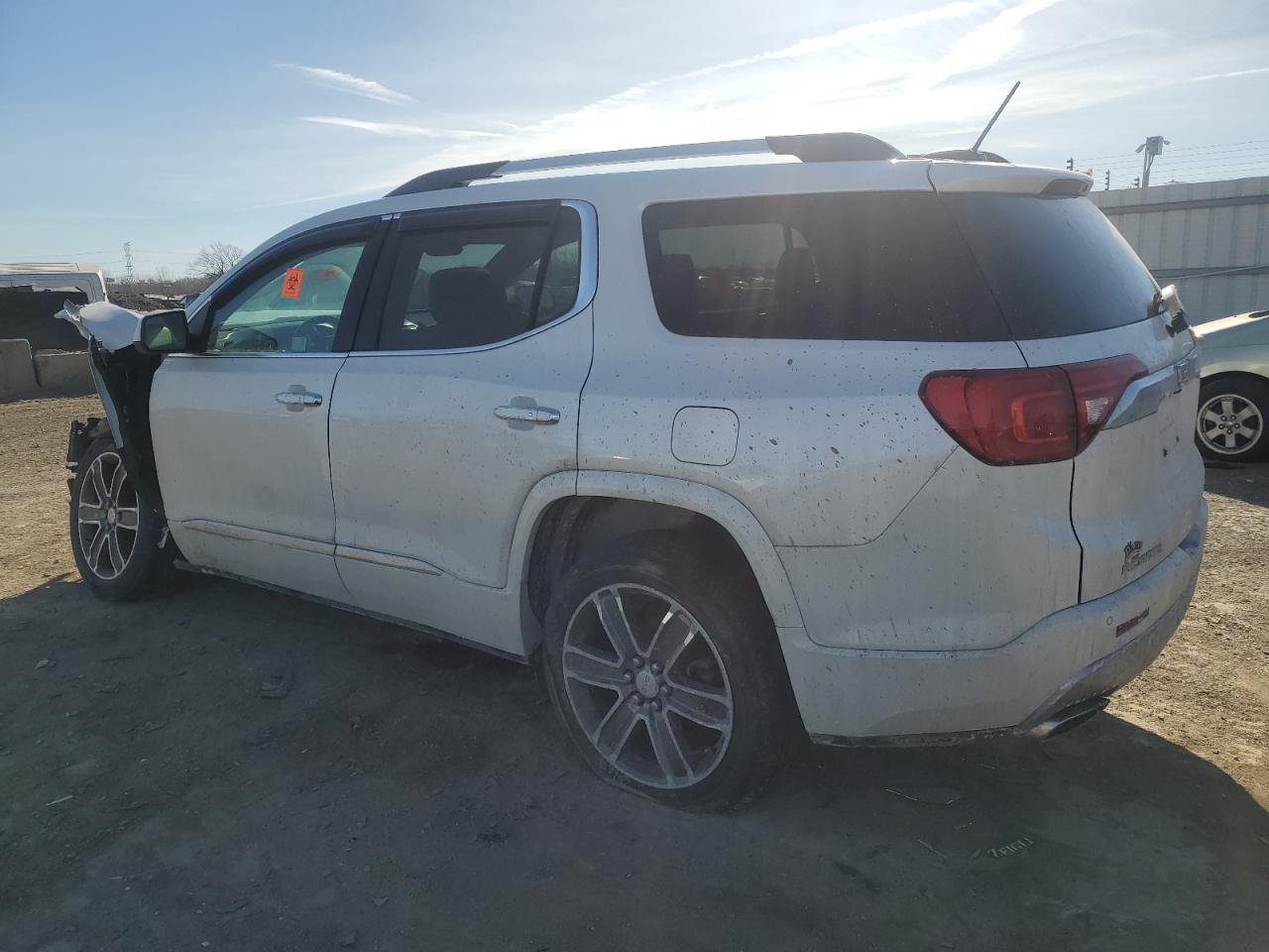 2018 GMC Acadia - Image 2