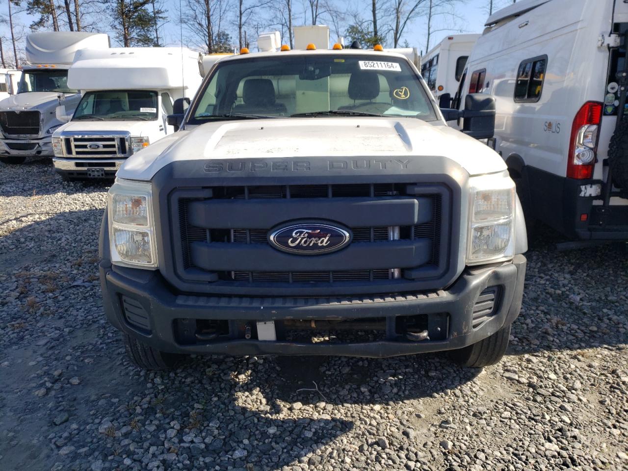 2012 Ford F450 - Image 5