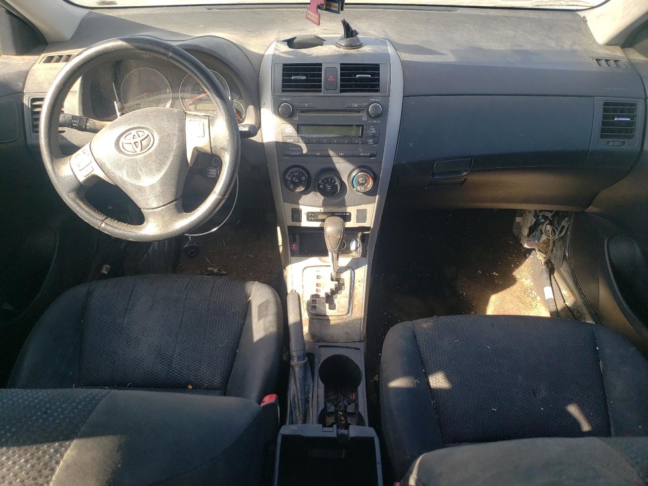 2010 Toyota Corolla - Image 8