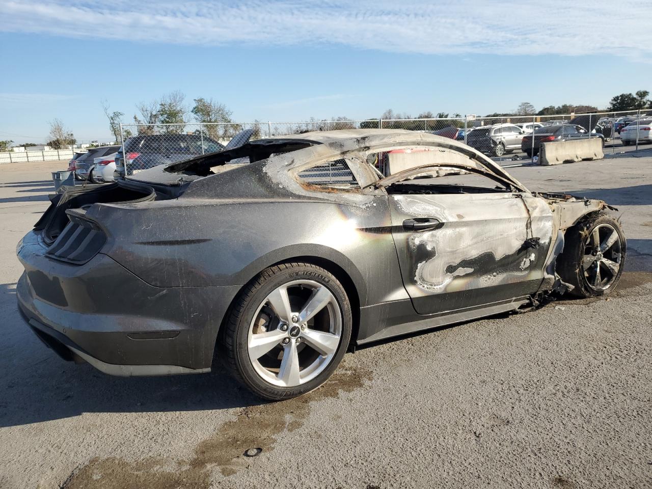 2018 Ford Mustang - Image 3