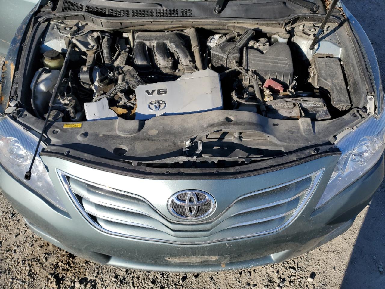 2011 Toyota Camry - Image 11