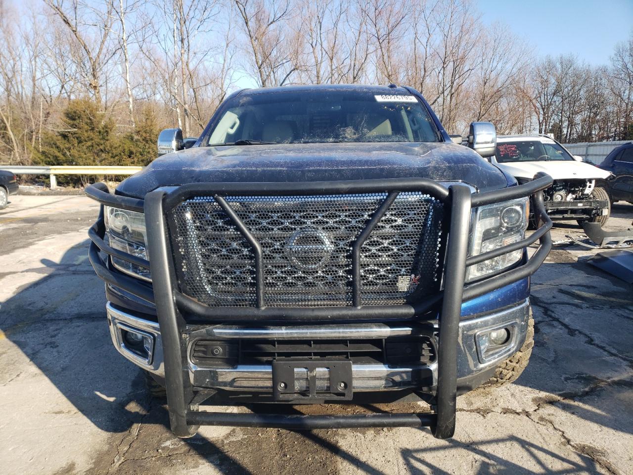 2016 Nissan Titan - Image 5