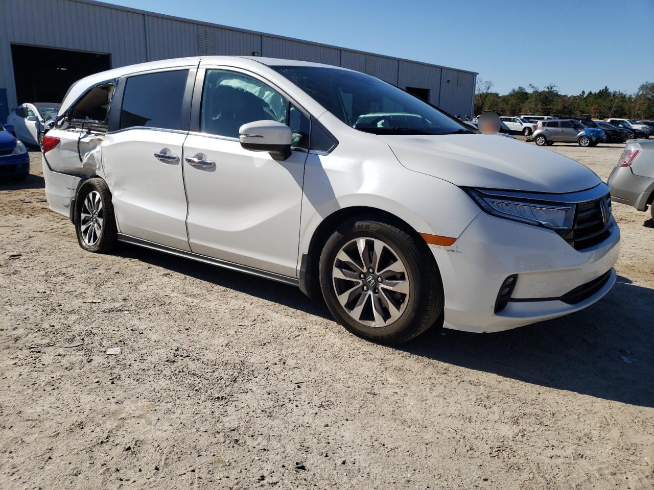 2021 Honda Odyssey - Image 4