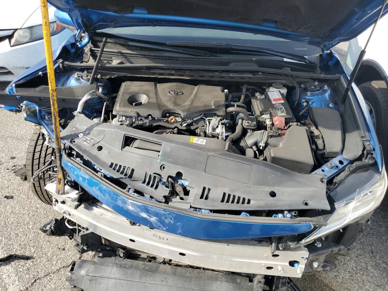 2019 Toyota Camry - Image 12