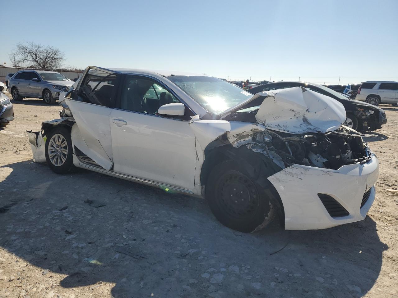 2014 Toyota Camry - Image 4